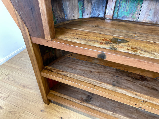 Boatwood by WMK I Einzigartige Bar aus altem Bootsholz I handgefertigtes Unikat in Originalfarben der Boote I Teakholz massiv I Hausbar Theke Cafe Bar Strand Beach Gastro Hotel Möbel Berlin Sylt Usedo