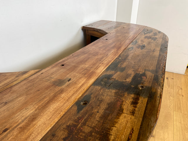 Boatwood by WMK I Einzigartige Bar aus altem Bootsholz I handgefertigtes Unikat in Originalfarben der Boote I Teakholz massiv I Hausbar Theke Cafe Bar Strand Beach Gastro Hotel Möbel Berlin Sylt Usedo