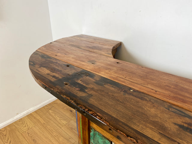 Boatwood by WMK I Einzigartige Bar aus altem Bootsholz I handgefertigtes Unikat in Originalfarben der Boote I Teakholz massiv I Hausbar Theke Cafe Bar Strand Beach Gastro Hotel Möbel Berlin Sylt Usedo