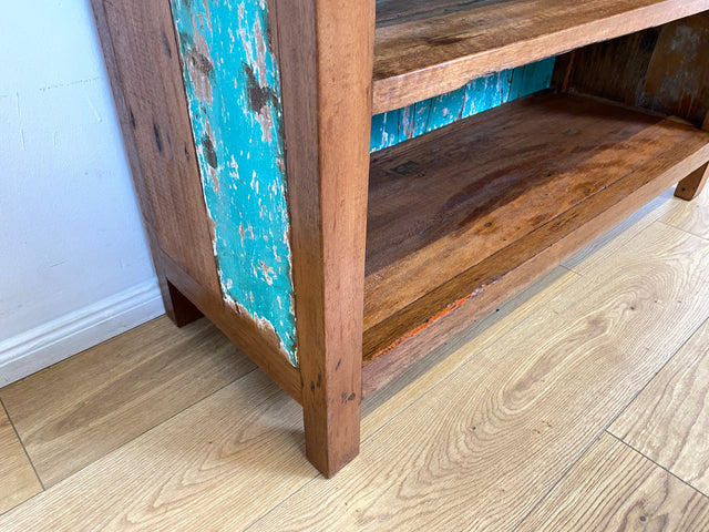 Boatwood by WMK I Wunderschönes Bücherregal mit Schubladen I Handmade Unikat aus altem Bootsholz I Teakholz massiv I Holzregal Regal Küchenregal Bücherschrank Raumtrenner Bootsmöbel Berlin Jena Usedom
