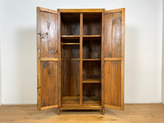 Boatwood by WMK # Einzigartiger Kleiderschrank kunstvoll handbemalt , ein aus altem Bootsholz handgefertigtes Unikat aus massivem Teakholz # Schrank Wäscheschrank Flurschrank Garderobe Wardrobe Teak