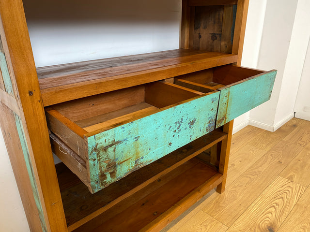 Boatwood by WMK I Nachhaltiges handgefertigtes Bücherregal aus altem Bootsholz I Teakholz massiv I Bücherschrank Regal Highboard Holzregal Küchenregal Raumtrenner Loft Bootsmöbel I Berlin Rostock Köln