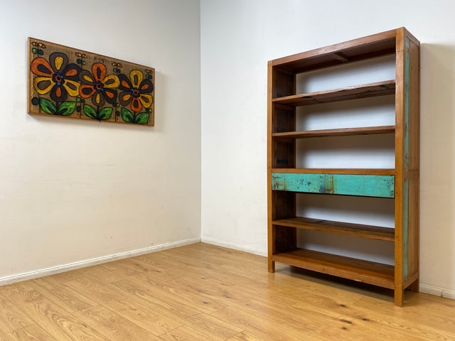 Boatwood by WMK I Nachhaltiges handgefertigtes Bücherregal aus altem Bootsholz I Teakholz massiv I Bücherschrank Regal Highboard Holzregal Küchenregal Raumtrenner Loft Bootsmöbel I Berlin Rostock Köln