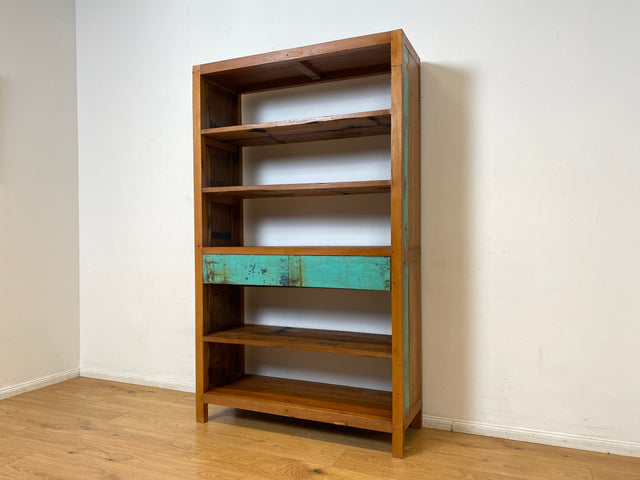 Boatwood by WMK I Nachhaltiges handgefertigtes Bücherregal aus altem Bootsholz I Teakholz massiv I Bücherschrank Regal Highboard Holzregal Küchenregal Raumtrenner Loft Bootsmöbel I Berlin Rostock Köln