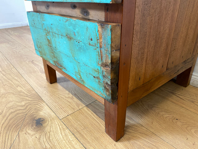 Boatwood by WMK I Meeresblauer Nachttisch handgefertigt aus altem Bootsholz in Originalfarben I Teakholz I Kommode Nachtkommode Nachtschränkchen Nachtschrank Bed Side Teak Berlin Zossen Saarbrücken