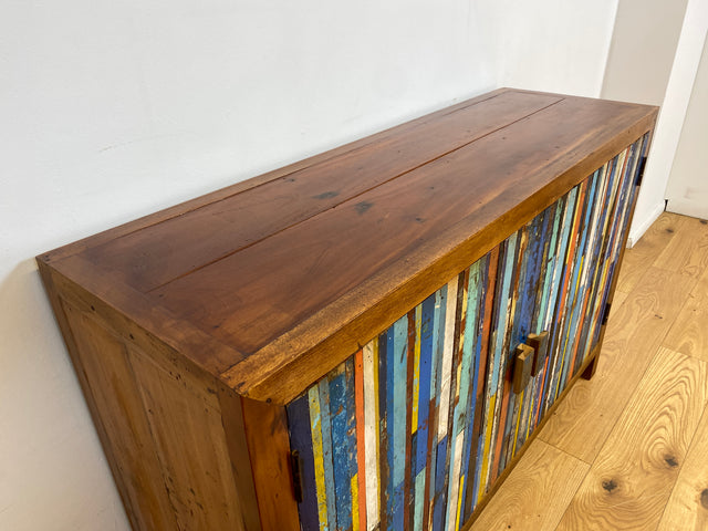Boatwood by WMK I Detailreicher und geräumiger Schrank I Handmade Unikat aus altem Bootsholz I Teakholz massiv I Highboard Kommode Sideboard Schuhschrank Anrichte Bootsmöbel Berlin Stuttgart Rostock