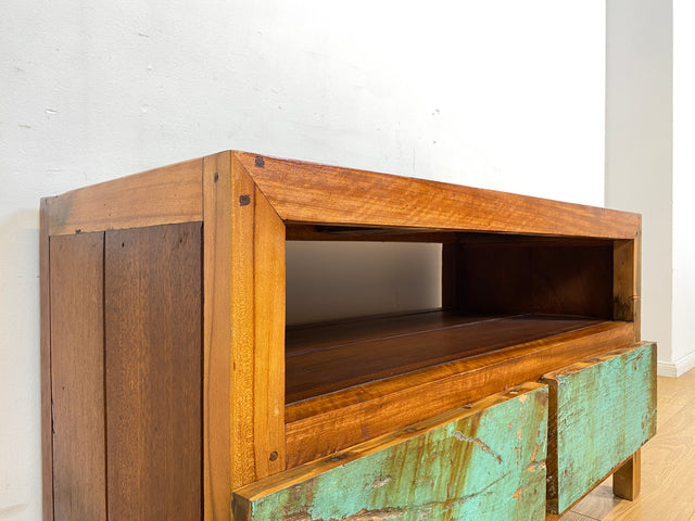 Boatwood by WMK I Besonders TV Lowboard mit Schubladen in Meeresblau I handgefertigtes Unikat aus altem Bootsholz I Teakholz massiv I Sideboard Kommode Bank Rack Fernsehkommode Berlin Augsburg Hamburg