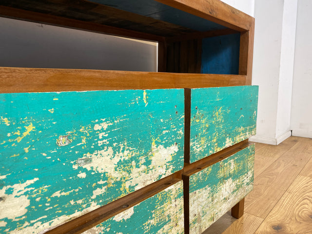 Wunderschöne und nachhaltige Kommode aus altem Boots Holz in Originalfarben mit Schubladen I Fernsehkommode TV Board Lowboard Sideboard Schubladenkommode I
