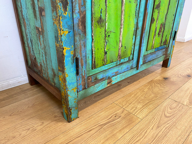 Boatwood by WMK I Besonders schöne Vitrine aus altem Bootsholz, ein handgefertigtes Unikat aus massivem Teakholz I Schrank Regal Highboard Bücher Geschirr Wäsche Kleider Küchen Berlin Rostock Duisburg