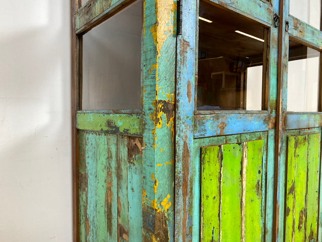 Boatwood by WMK I Besonders schöne Vitrine aus altem Bootsholz, ein handgefertigtes Unikat aus massivem Teakholz I Schrank Regal Highboard Bücher Geschirr Wäsche Kleider Küchen Berlin Rostock Duisburg