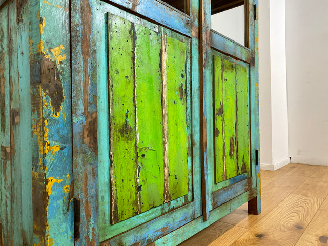 Boatwood by WMK I Besonders schöne Vitrine aus altem Bootsholz, ein handgefertigtes Unikat aus massivem Teakholz I Schrank Regal Highboard Bücher Geschirr Wäsche Kleider Küchen Berlin Rostock Duisburg