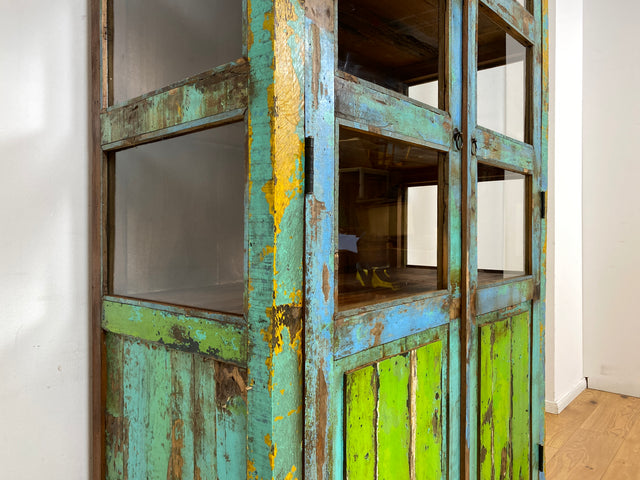 Boatwood by WMK I Besonders schöne Vitrine aus altem Bootsholz, ein handgefertigtes Unikat aus massivem Teakholz I Schrank Regal Highboard Bücher Geschirr Wäsche Kleider Küchen Berlin Rostock Duisburg