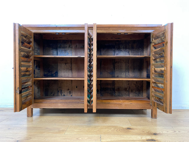 Originelles Highboard handgefertigt aus altem Bootsholz mit Lamellen Türen I Schrank Sideboard Kommode Anrichte Küchenschrank Schuhschrank Flurkommode Flurschrank I