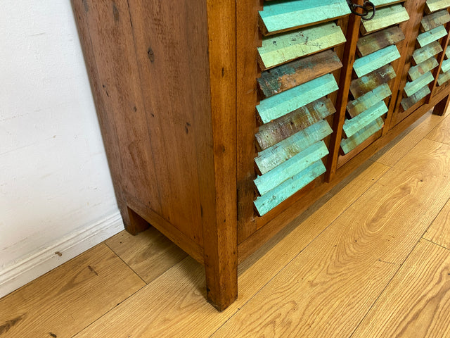 Originelles Highboard handgefertigt aus altem Bootsholz mit Lamellen Türen I Schrank Sideboard Kommode Anrichte Küchenschrank Schuhschrank Flurkommode Flurschrank I