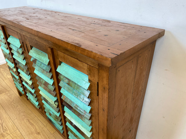 Originelles Highboard handgefertigt aus altem Bootsholz mit Lamellen Türen I Schrank Sideboard Kommode Anrichte Küchenschrank Schuhschrank Flurkommode Flurschrank I