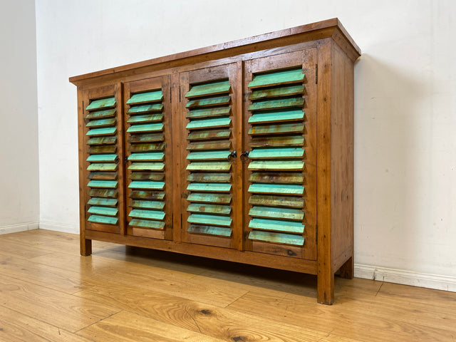 Originelles Highboard handgefertigt aus altem Bootsholz mit Lamellen Türen I Schrank Sideboard Kommode Anrichte Küchenschrank Schuhschrank Flurkommode Flurschrank I