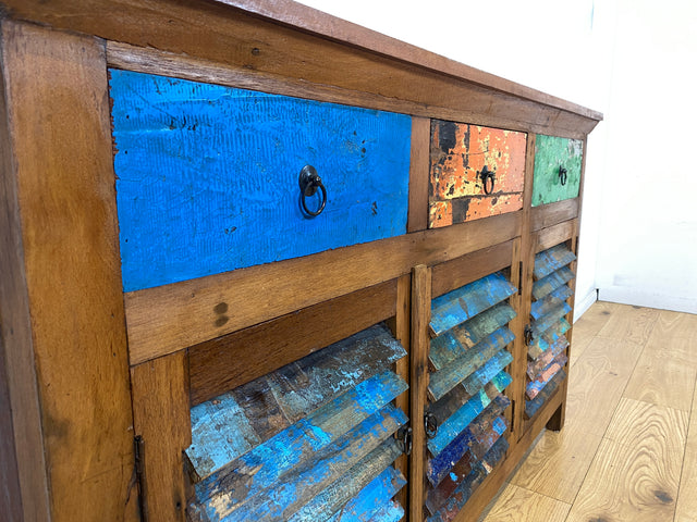 Besondere Anrichte handgefertigt aus altem Bootsholz mit Lamellen Türen & Schubladen I Teakholz I Schrank Sideboard Kommode Büfett Küchenschrank Wäscheschrank I