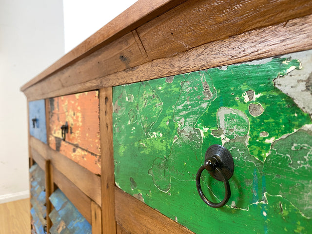 Besondere Anrichte handgefertigt aus altem Bootsholz mit Lamellen Türen & Schubladen I Teakholz I Schrank Sideboard Kommode Büfett Küchenschrank Wäscheschrank I