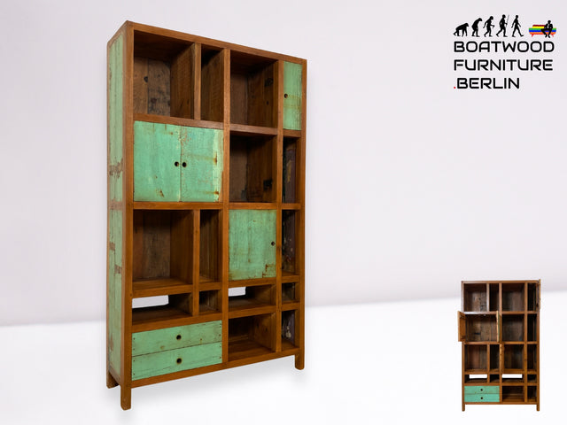 Boatwood by WMK I Einzigartiger Bücherschrank handgefertigt aus altem Bootsholz I Teakholz massiv I Bücherregal Regal Highboard Holzregal Küchenregal Raumtrenner Treibholz I Berlin München Frankfurt