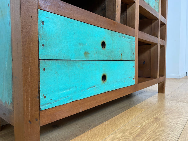 Boatwood by WMK I Einzigartiger Bücherschrank handgefertigt aus altem Bootsholz I Teakholz massiv I Bücherregal Regal Highboard Holzregal Küchenregal Raumtrenner Treibholz I Berlin München Frankfurt