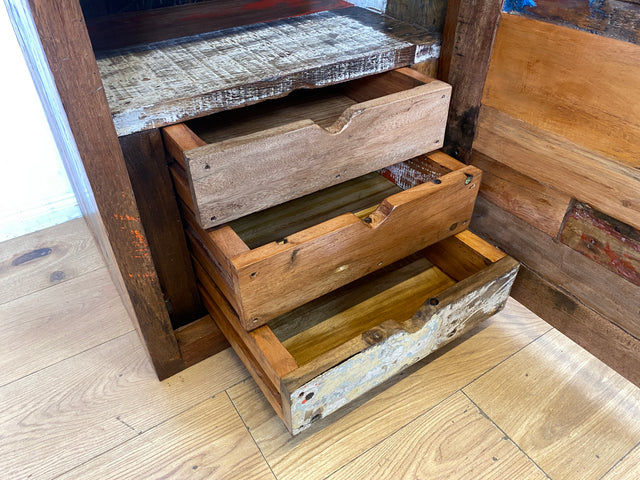 Einzigartiger Hochschrank handgefertigt aus altem Bootsholz I Teakholz massiv I Schrank Highboard Wäscheschrank Kleiderschrank Küchenschrank Besenschrank Flurschrank I&nbsp;