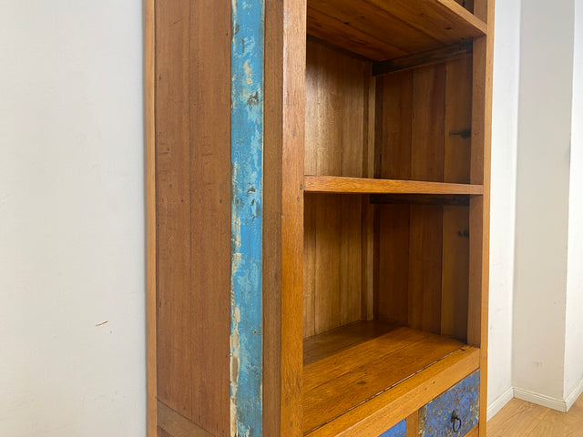 Schöner hoher Bücherschrank handgefertigt aus altem Bootsholz mit Schubladen I Regal Bücherregal Highboard Schrank Holzregal Küchenregal Küchenschrank I