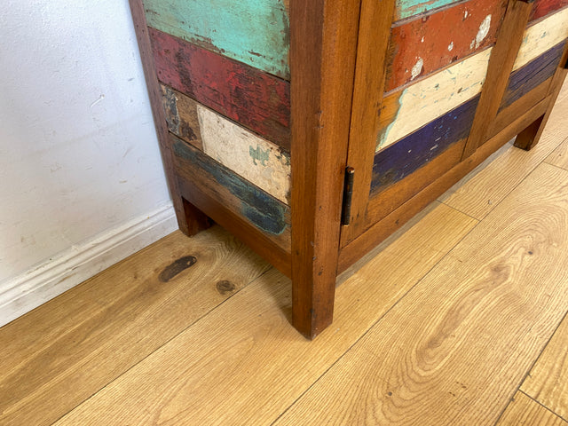 Detailreiche Kommode handgefertigt aus altem Bootsholz in Originalfarben I Sideboard Wäschekommode Flurkommode Schuhschrank Schuhkommode Badschrank Teakholz I