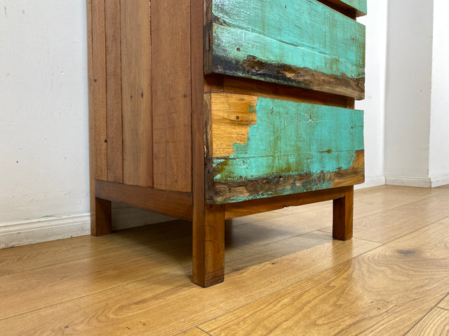 Boatwood by WMK I Besondere Kommode handgefertigt aus altem Bootsholz in Originalfarbe mit Schubladen