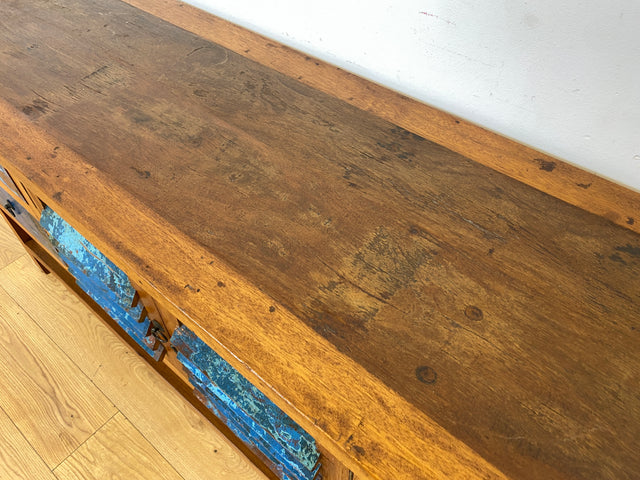 Besonderer Küchenschrank handgefertigt aus altem Bootsholz mit Schubladen und Lamellen I Teakholz massiv I Sideboard Schrank Büfett Buffet Anrichte Kommode Küche I