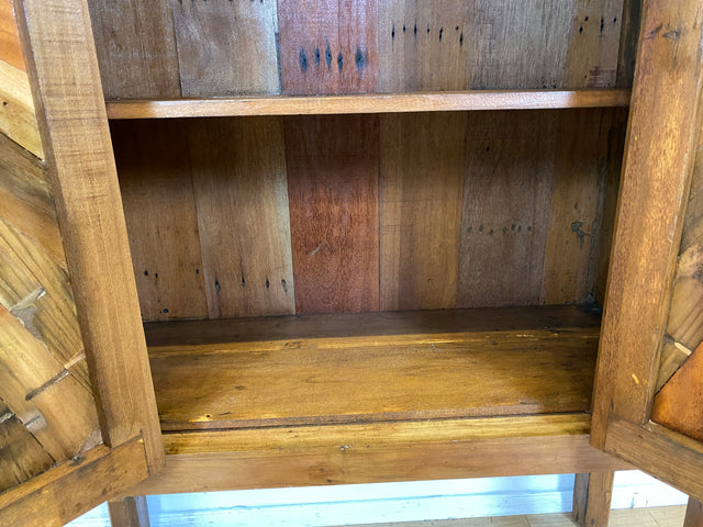 Kunstvoller und nachhaltiger Schrank handgefertigt aus altem Bootsholz I Teakholz massiv I Wäscheschrank Kleiderschrank Flurschrank Highboard Bücherschrank Treibholz I