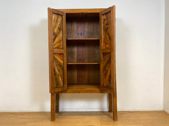 Kunstvoller und nachhaltiger Schrank handgefertigt aus altem Bootsholz I Teakholz massiv I Wäscheschrank Kleiderschrank Flurschrank Highboard Bücherschrank Treibholz I