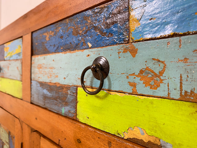 Boatwood by WMK I Nachhaltiges handgefertigtes Sideboard aus altem Bootsholz mit Schubladen I Teakholz massiv I Kommode TV Lowboard Fernsehkommode Wäschekommode Schrank Bootsmöbel Berlin Kiel Bremen