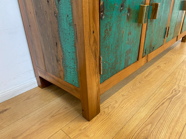 Boatwood by WMK I Nachhaltiges Sideboard handgefertigt aus altem Bootsholz mit Schubladen I Teakholz massiv I Schrank Wäschekommode Kommode Anrichte TV Lowboard Bootsmöbel Teak Berlin Köln Regensburg