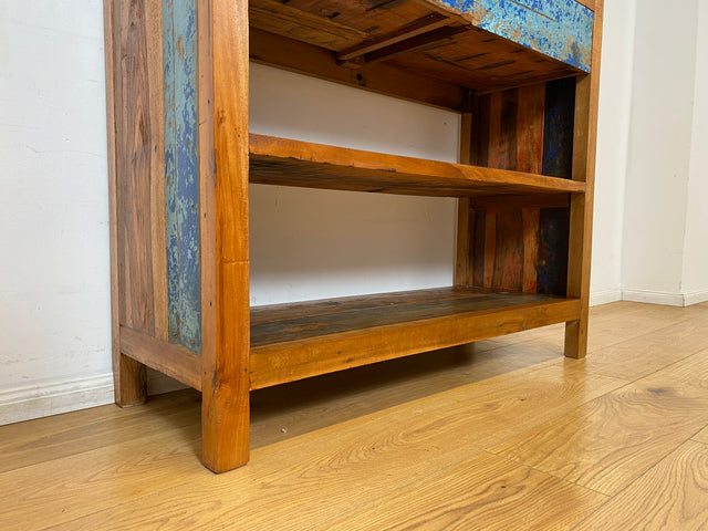 Boatwood by WMK I Handgefertigtes Regal aus altem Bootsholz in Originalfarbe I Teakholz I Holzregal Bücherschrank Bücheregal Highboard Küchenregal Raumtrenner Loft Bootsmöbel I Berlin Bochum Leipzig