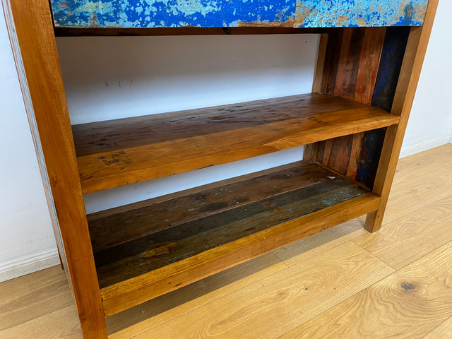 Boatwood by WMK I Handgefertigtes Regal aus altem Bootsholz in Originalfarbe I Teakholz I Holzregal Bücherschrank Bücheregal Highboard Küchenregal Raumtrenner Loft Bootsmöbel I Berlin Bochum Leipzig