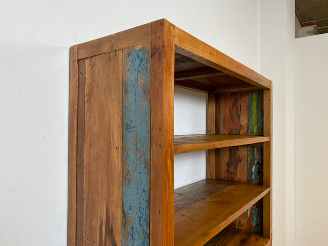 Boatwood by WMK I Handgefertigtes Regal aus altem Bootsholz in Originalfarbe I Teakholz I Holzregal Bücherschrank Bücheregal Highboard Küchenregal Raumtrenner Loft Bootsmöbel I Berlin Bochum Leipzig