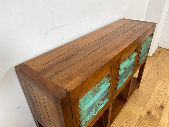 Außergewöhnlicher Schrank handgefertigt aus altem Bootsholz mit Lamellen Türen I Highboard Sideboard Kommode Anrichte Küchenschrank Flurkommode Flurschrank I