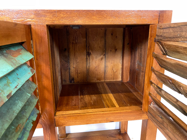 Außergewöhnlicher Schrank handgefertigt aus altem Bootsholz mit Lamellen Türen I Highboard Sideboard Kommode Anrichte Küchenschrank Flurkommode Flurschrank I