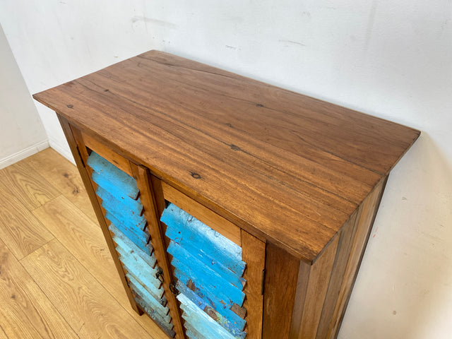 Freundlicher Schrank handgefertigt aus altem Bootsholz mit Lamellen Türen I Highboard Kommode Flurkommode Sideboard Schuhkommode Schuhschrank Wäschekommode I