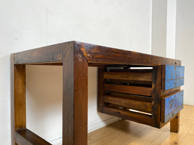 Boatwood by WMK I Besonderer Schreibtisch handgefertigt aus altem Bootsholz I Teakholz massiv in Originalfarbe I Arbeitstisch Bürotisch Arbeitsplatz Computertisch Desk Bootsmöbel I Berlin Bayern Köln