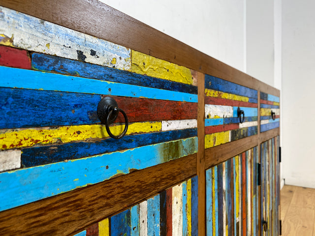 Besonders schönes Sideboard aus altem Bootsholz mit Schubladen I Schrank Anrichte Kommode Buffet Büfett Küchenschrank Flurschrank Fernsehschrank Patchwork I