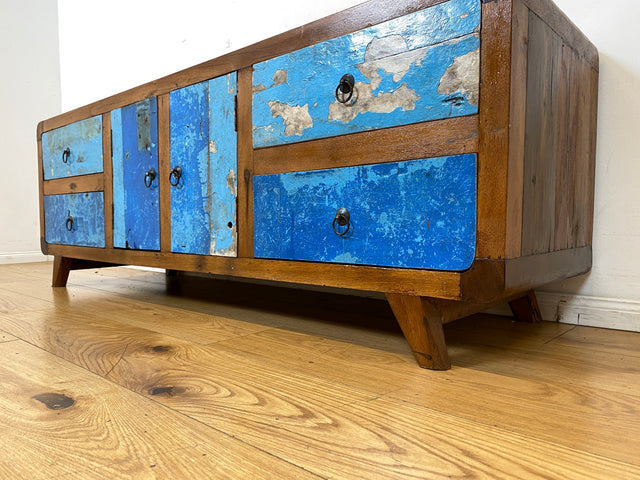 Formschönes Sideboard handgefertigt aus altem Bootsholz in Originalfarben mit Schubladen I Teakholz massiv I Kommode TV Lowboard Fernsehkommode Bank Bootsmöbel I