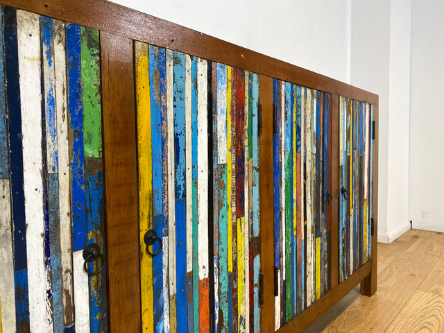 Boatwood by WMK I Einzigartiges Sideboard handgefertigt aus altem Bootsholz I Patchwork in Originalfarben I Teakholz I Kommode TV-Lowboard Schrank Anrichte TV-Bank Bootsmöbel I Berlin Rostock Hamburg