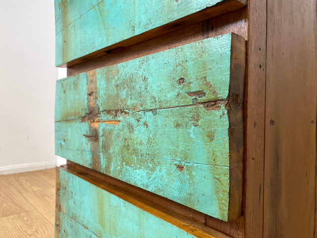 Boatwood by WMK I Türkise Kommode handgefertigt aus altem Bootsholz in Originalfarbe mit Schubladen