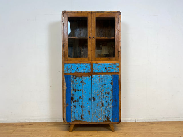 Formschöne Vitrine handgefertigt aus altem Bootsholz mit Schubladen I Schrank Highboard Bücherschrank Büchervitrine Geschirrschrank Küchenschrank Treibholz I