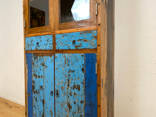 Formschöne Vitrine handgefertigt aus altem Bootsholz mit Schubladen I Schrank Highboard Bücherschrank Büchervitrine Geschirrschrank Küchenschrank Treibholz I