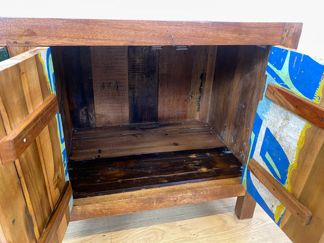 Sehr schönes Lowboard handgefertigt aus altem Bootsholz in Originalfarbe I Teakholz massiv I Sideboard Kommode Fernsehschrank TV Bank Industrial Design I