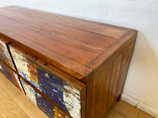 Einzigartiges Lowboard handgefertigt aus altem Bootsholz in Originalfarben mit Schubladen I Teakholz massiv I Sideboard Kommode TV Bank Schrank Anrichte Industrial Design I