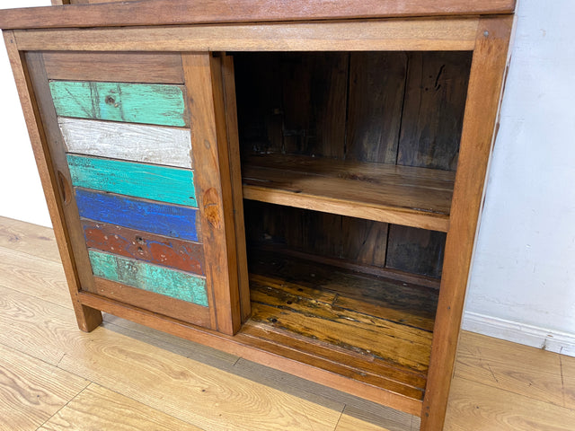 Einzigartige Vitrine aus altem Bootsholz in Originalfarben mit Schiebetüren I Glasvitrine Geschirrschrank Küchenschrank Büchervitrine Bücherschrank Highboard I