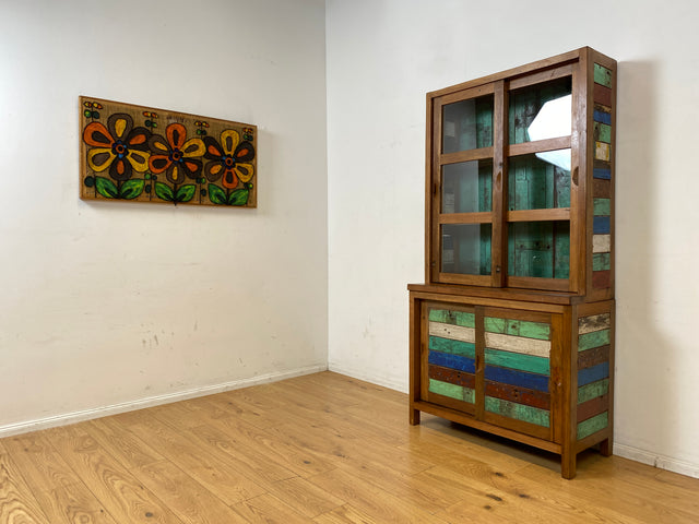 Einzigartige Vitrine aus altem Bootsholz in Originalfarben mit Schiebetüren I Glasvitrine Geschirrschrank Küchenschrank Büchervitrine Bücherschrank Highboard I